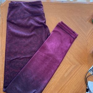 Calia by Carrie Underwood workout Leggings